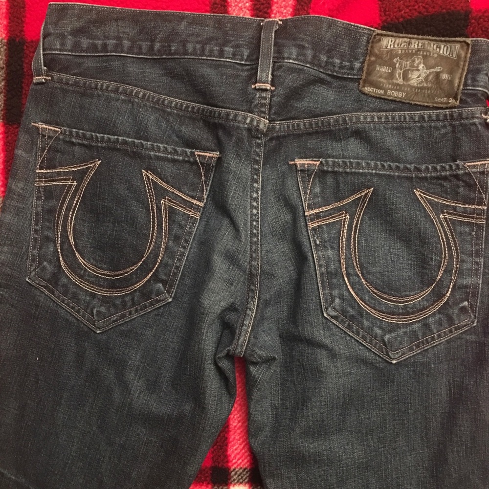 True religion men’s jeans.
